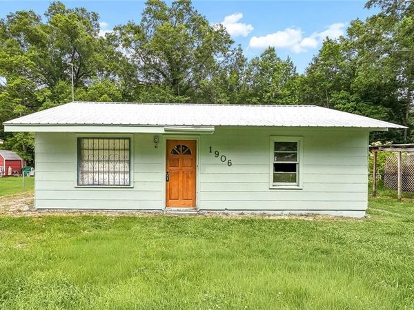 1906 AVENUE F Avenue , Bogalusa, LA 70427