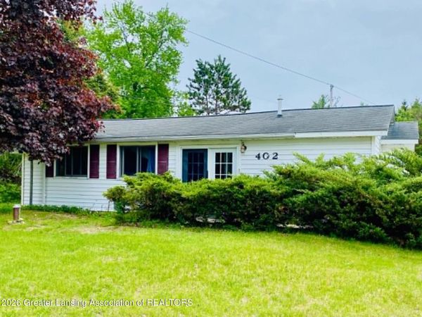 402 S Scott Drive, Farwell, MI 48622