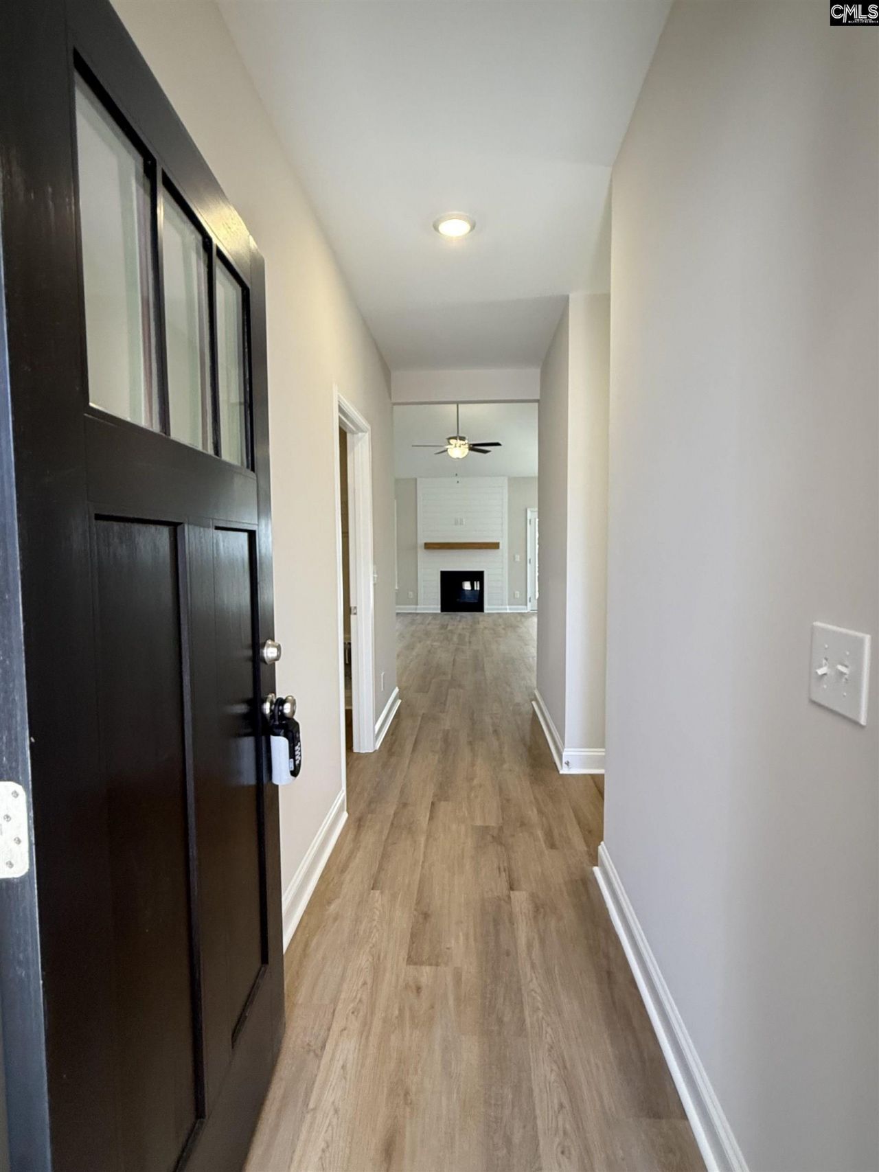 163 Andover Way  Photo 4