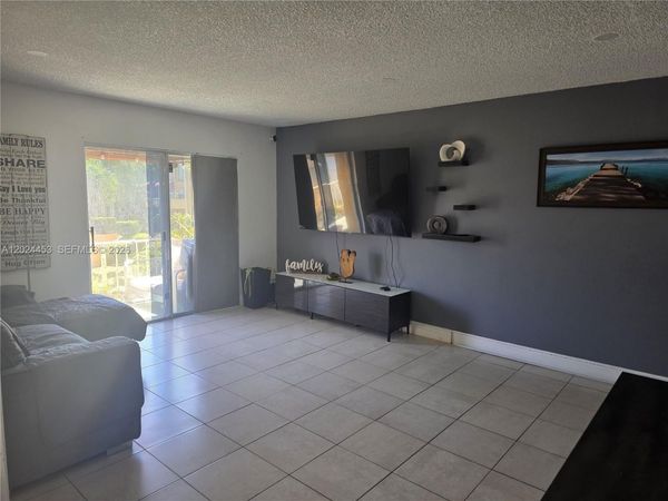 17901 NW 68th Ave , Unit T201, Hialeah, FL 33015