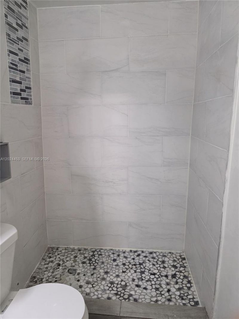17901 NW 68th Ave, Unit T201, Hialeah, FL 33015 Photo