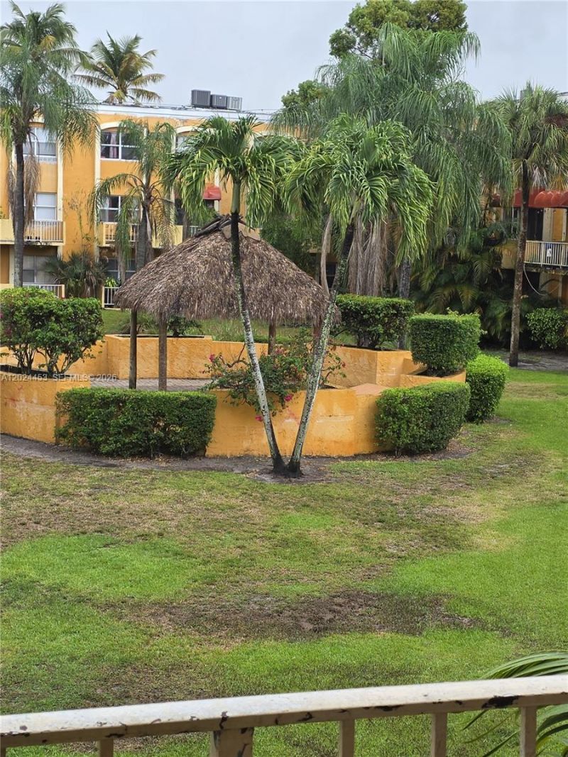 17901 NW 68th Ave , Unit T201, Hialeah, FL 33015 Photo