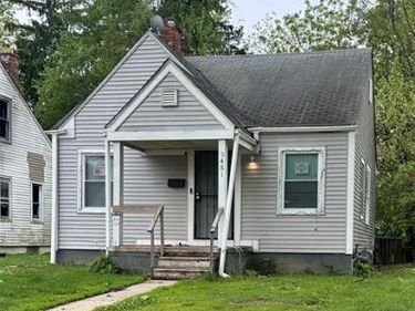 8451 Greenview Avenue, Detroit, MI 48228