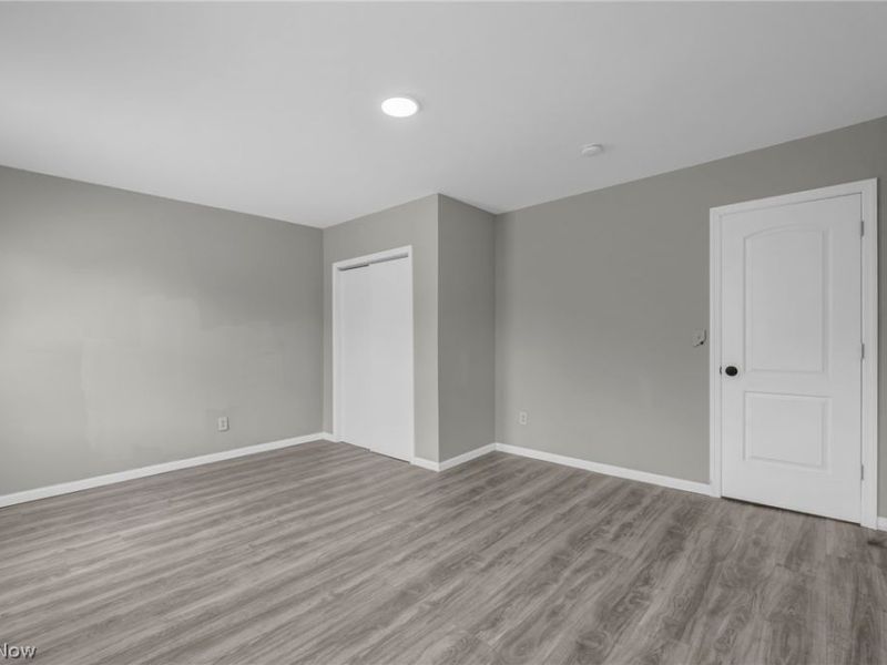 3010 Daisy Avenue, Cleveland, OH 44109 Photo 12