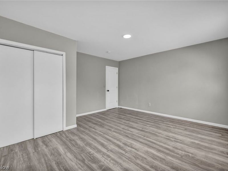 3010 Daisy Avenue, Cleveland, OH 44109 Photo 13