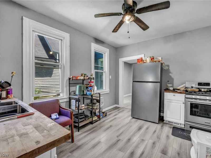 3010 Daisy Avenue, Cleveland, OH 44109 Photo 15