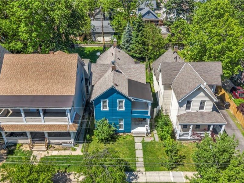 3010 Daisy Avenue, Cleveland, OH 44109 Photo 2