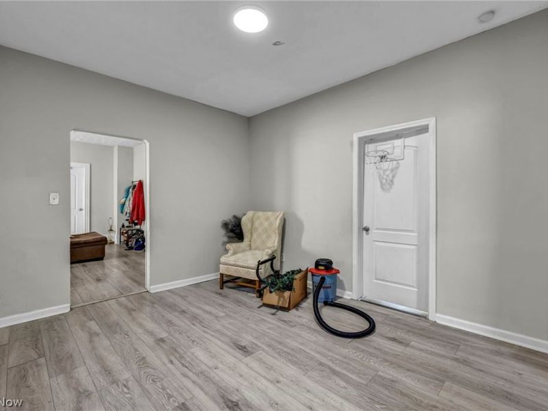 3010 Daisy Avenue, Cleveland, OH 44109 Photo 22