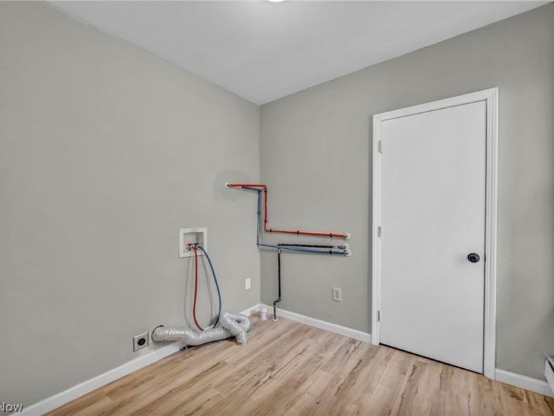 3010 Daisy Avenue, Cleveland, OH 44109 Photo 37