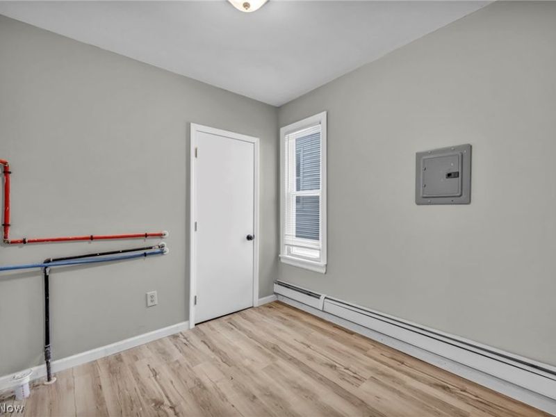 3010 Daisy Avenue, Cleveland, OH 44109 Photo 37