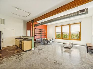 2502 Live Oak Street, Unit 228, Dallas, TX 75204