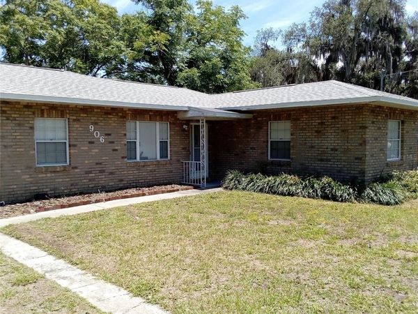 906 OAK DRIVE, LEESBURG, FL 34748