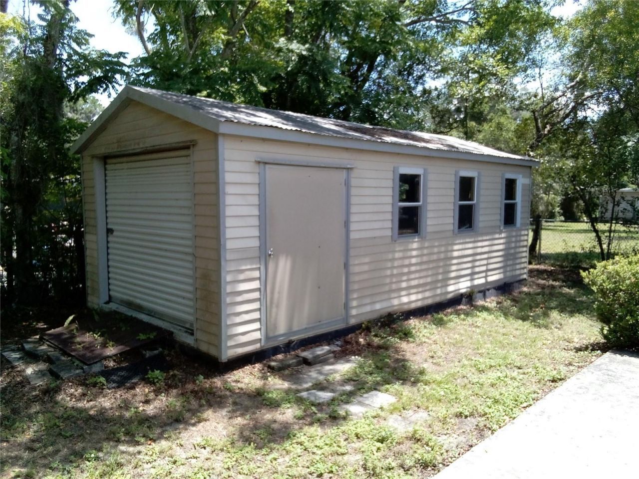 906 Oak Drive , Leesburg, FL 34748 Photo