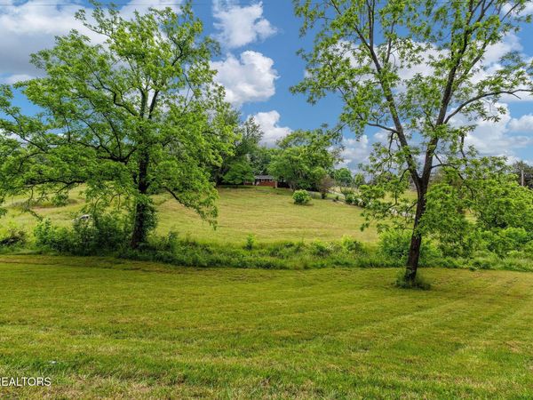 630 Briar Patch Lane , Greeneville, TN 37745