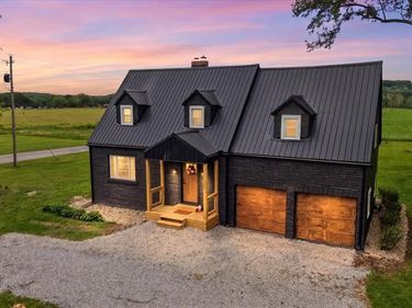 1064 State Route 97, Bellville, OH 44813
