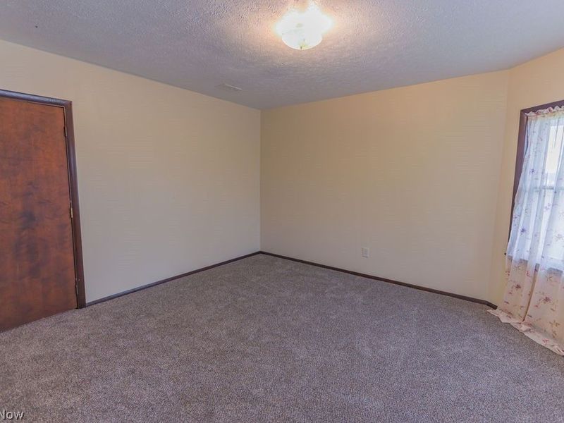 51883 Telegraph, Amherst, OH 44001 Photo 16