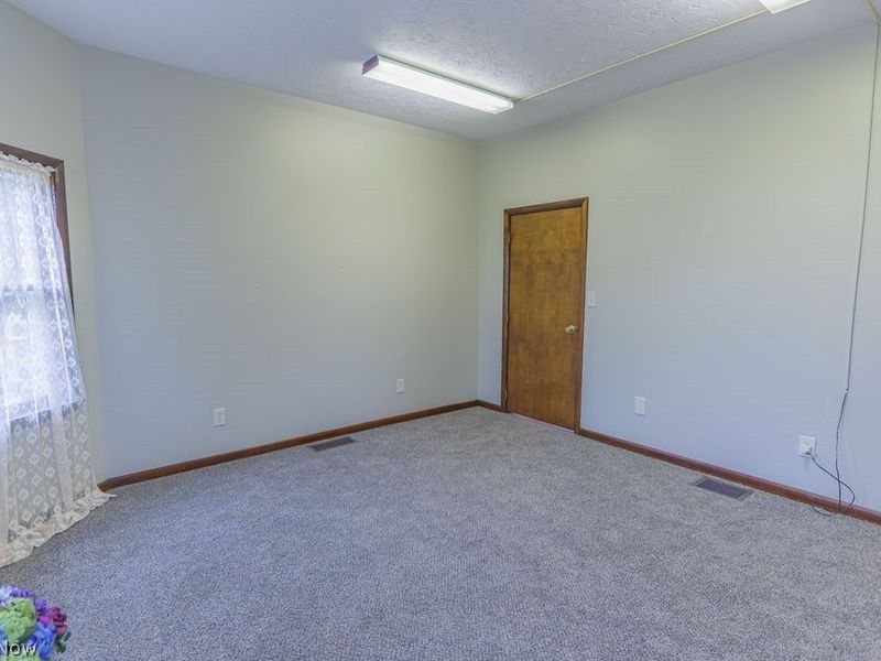 51883 Telegraph, Amherst, OH 44001 Photo 18