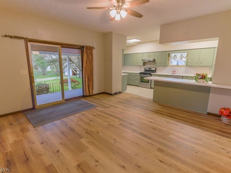 51883 Telegraph, Amherst, OH 44001 Photo 4