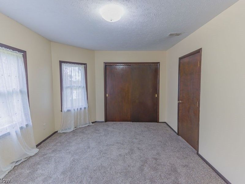 51883 Telegraph, Amherst, OH 44001 Photo 9
