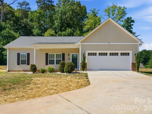 184 Watering Trough Road, Statesville, NC 28677