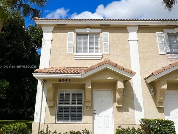 6953 Crooked Fence Dr , Lake Worth, FL 33467