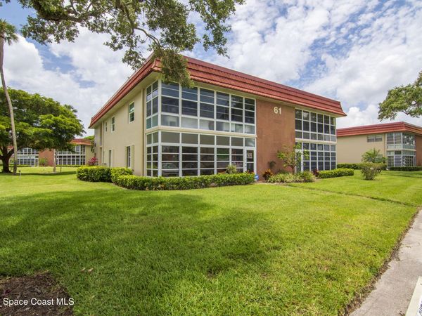 61 Woodland Drive , Unit 106, Vero Beach, FL 32962