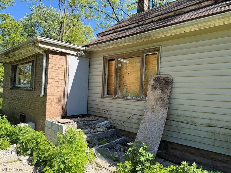 3419 E 70th Street, Cleveland, OH 44127 Photo 3