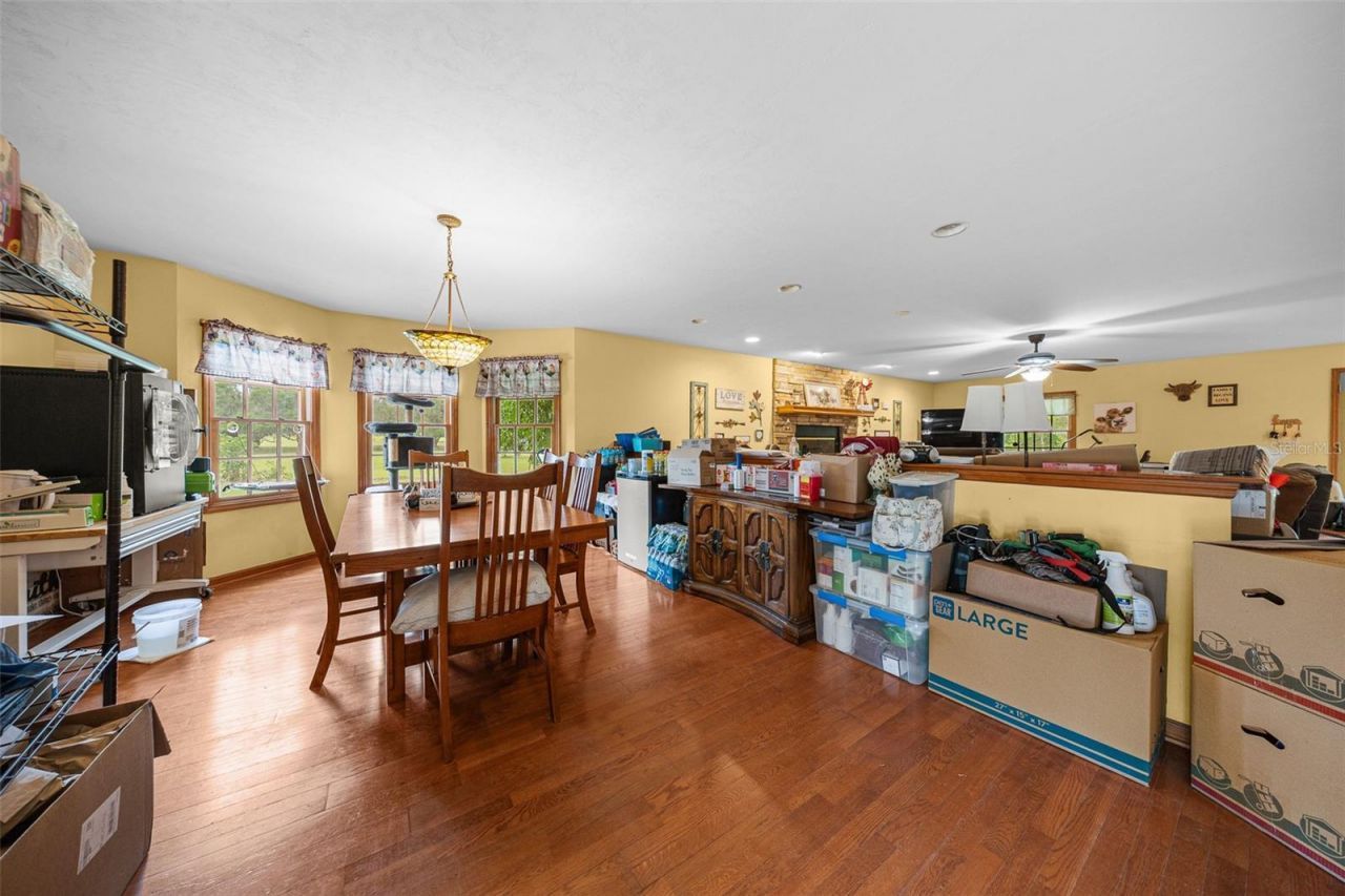 732 SW Carl Wilson Road, Fort White, FL 32038 Photo