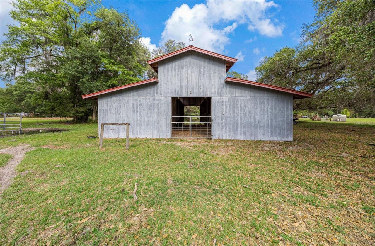732 SW Carl Wilson Road, Fort White, FL 32038 Photo