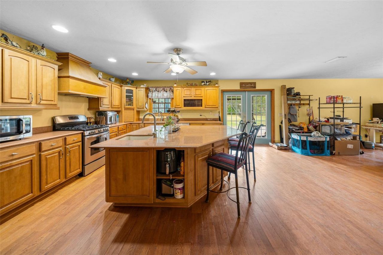 732 SW Carl Wilson Road, Fort White, FL 32038 Photo