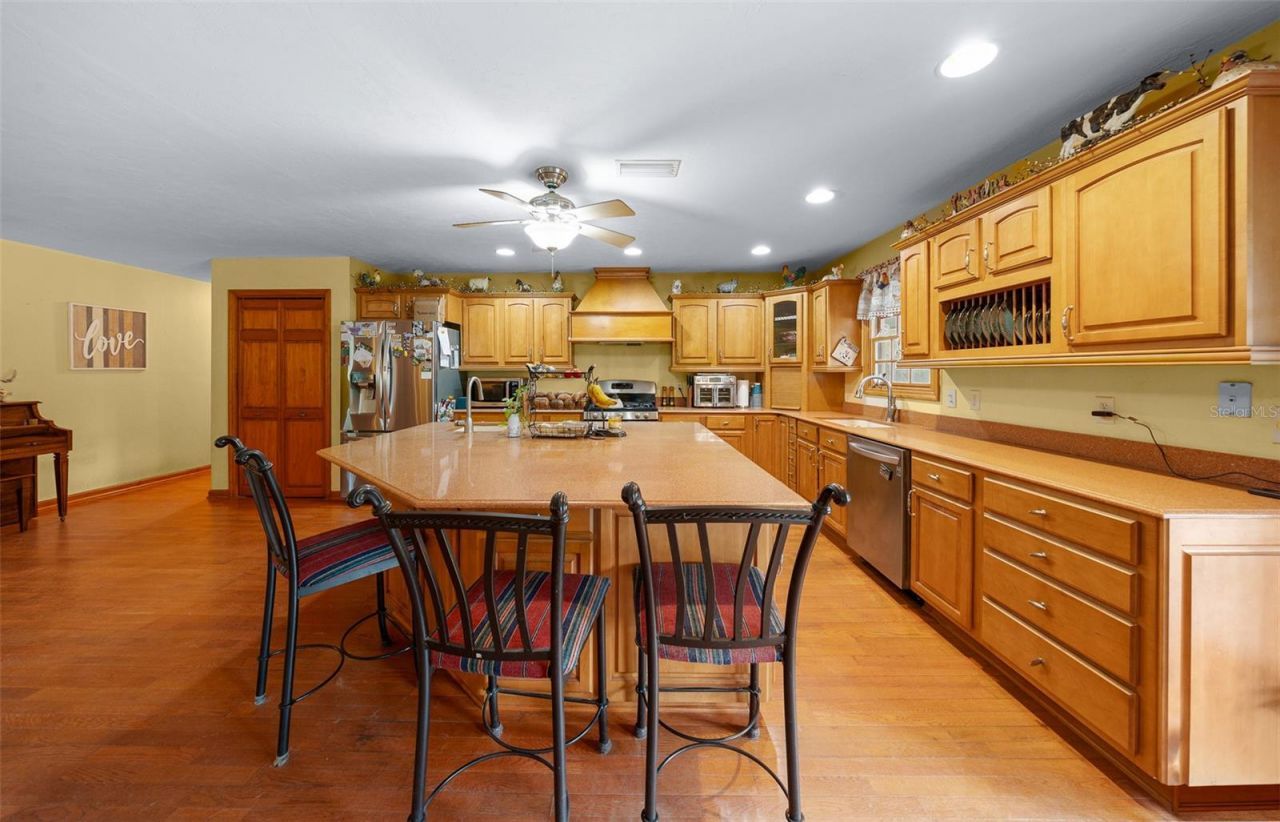 732 SW Carl Wilson Road, Fort White, FL 32038 Photo