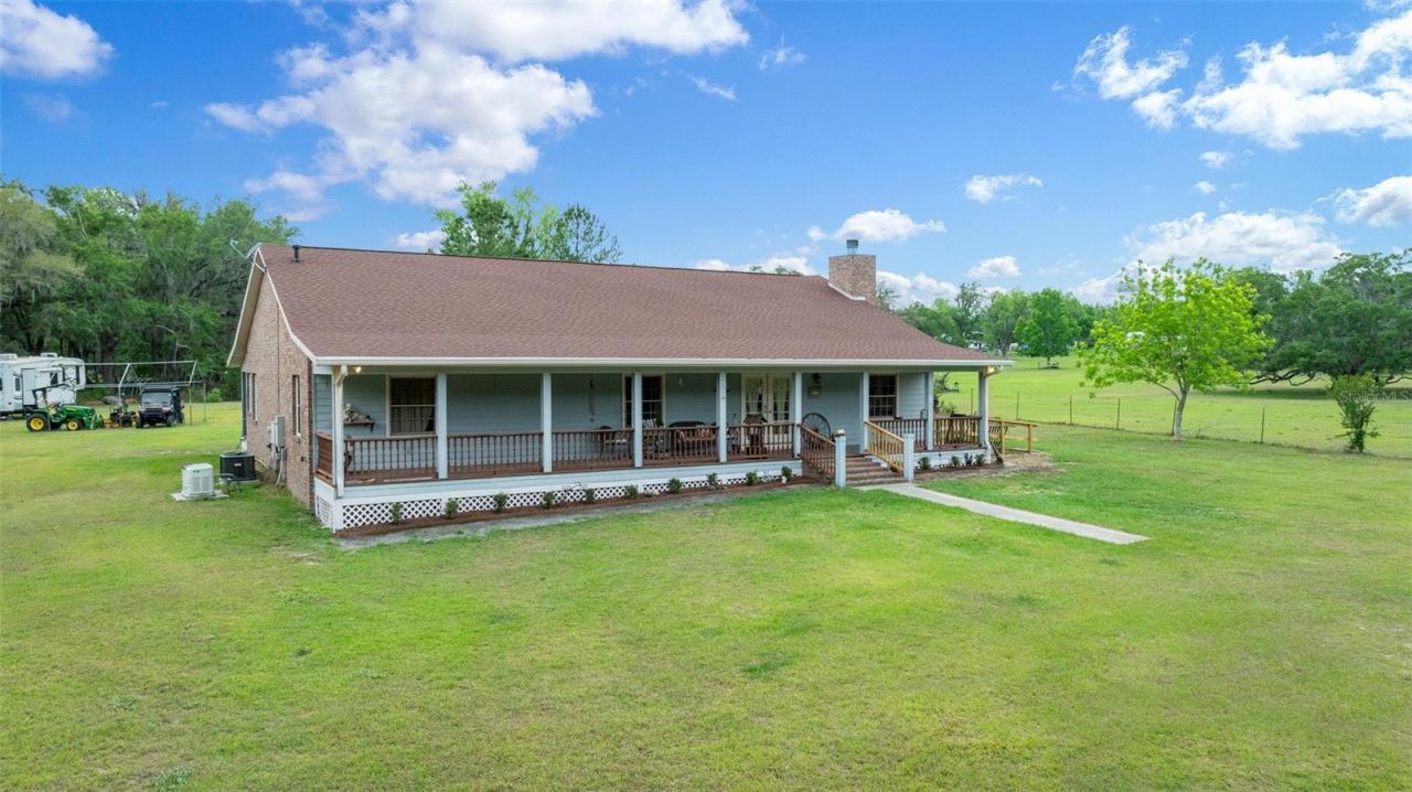 732 SW Carl Wilson Road, Fort White, FL 32038 Photo