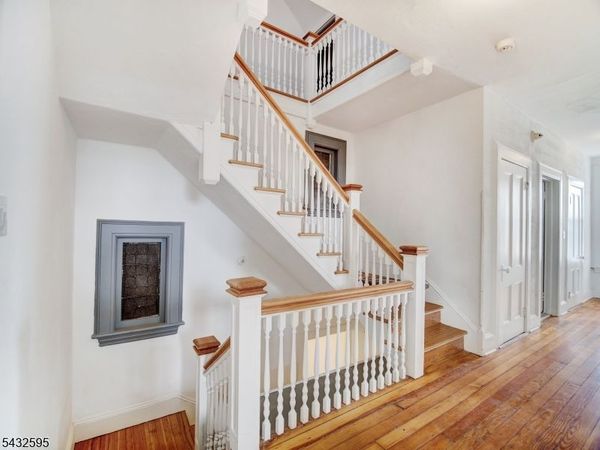 444 N Broad St, Elizabeth, NJ 07208