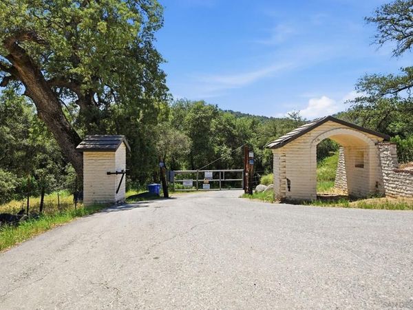 9474 Black Mountain Truck Trail , Santa Ysabel, CA 92070