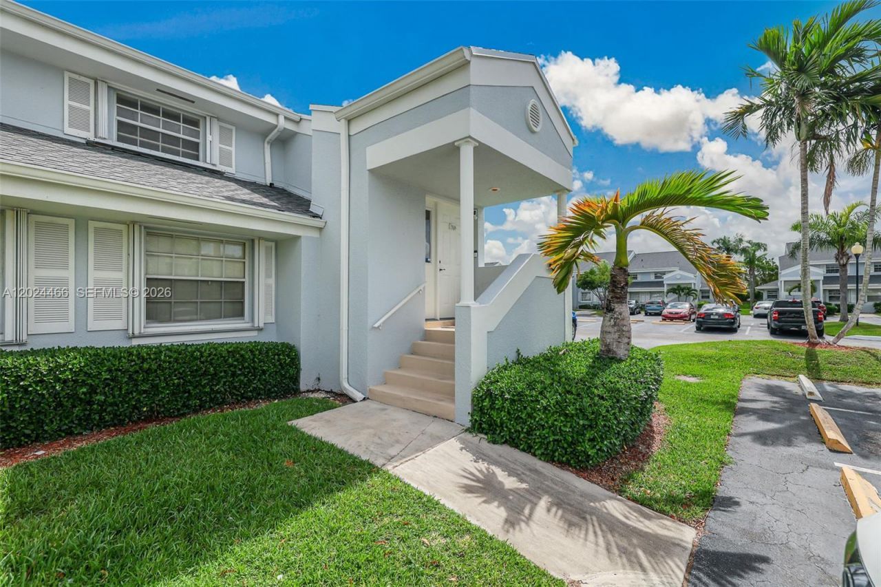 2608 SE 19th Ct , Unit 204-A, Homestead, FL 33035 Photo
