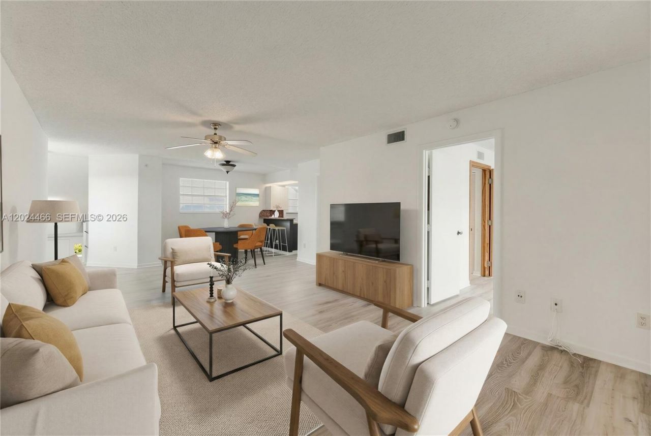 2608 SE 19th Ct , Unit 204-A, Homestead, FL 33035 Photo