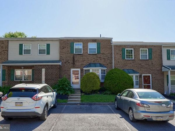 1309 BLUE JAY DRIVE, LANCASTER, PA 17601