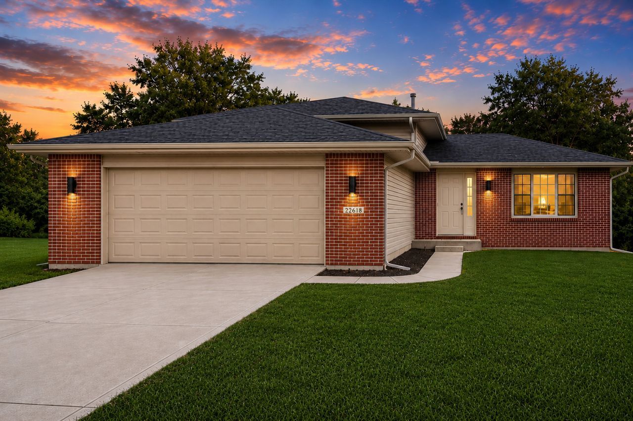 22618 Plum Creek Drive , Sauk Village, IL 60411