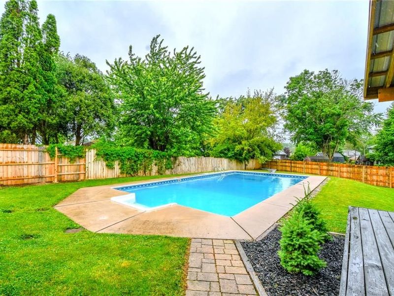 7710 Sprucehill Court, Huber Heights, OH 45424 Photo 32