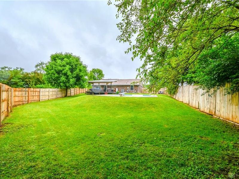 7710 Sprucehill Court, Huber Heights, OH 45424 Photo 36