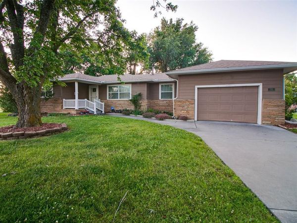 102 Sooner Drive, Stroud, OK 74079