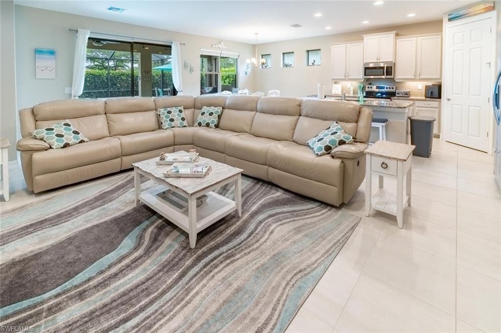16366 Barclay Ct , Naples, FL 34110 Photo
