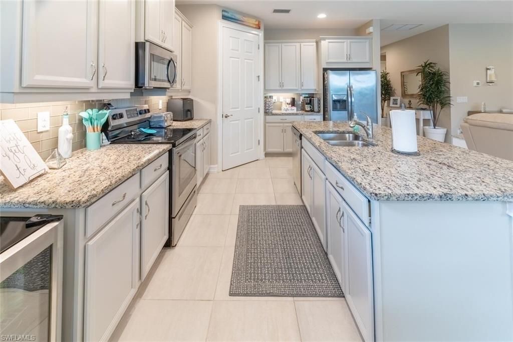 16366 Barclay Ct , Naples, FL 34110 Photo
