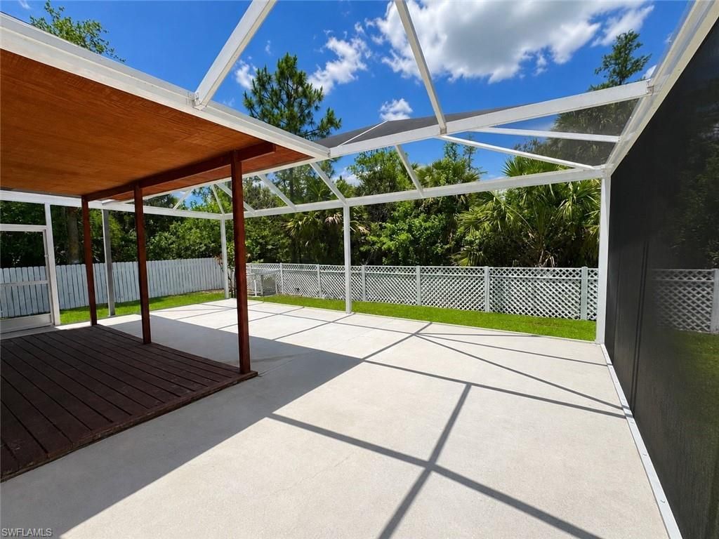 233 39th Ave Ne, Naples, FL 34120 Photo