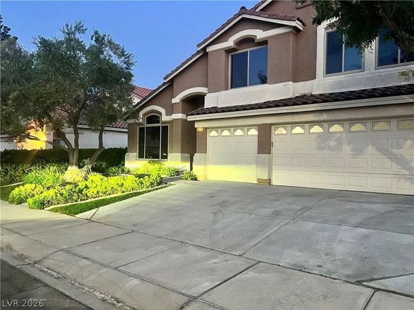 8225 Woodland Prairie Avenue , Las Vegas, NV 89129