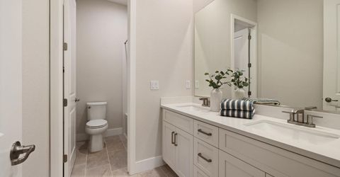 3068 Wisteria Dr, Lodi, CA 95242 Photo
