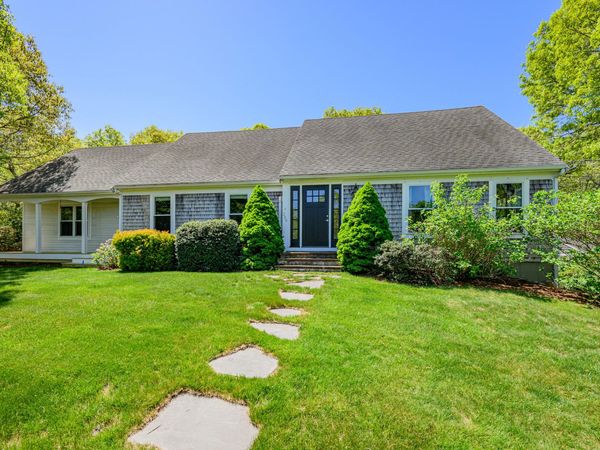 284 Bragg's Lane , Barnstable, MA 02630