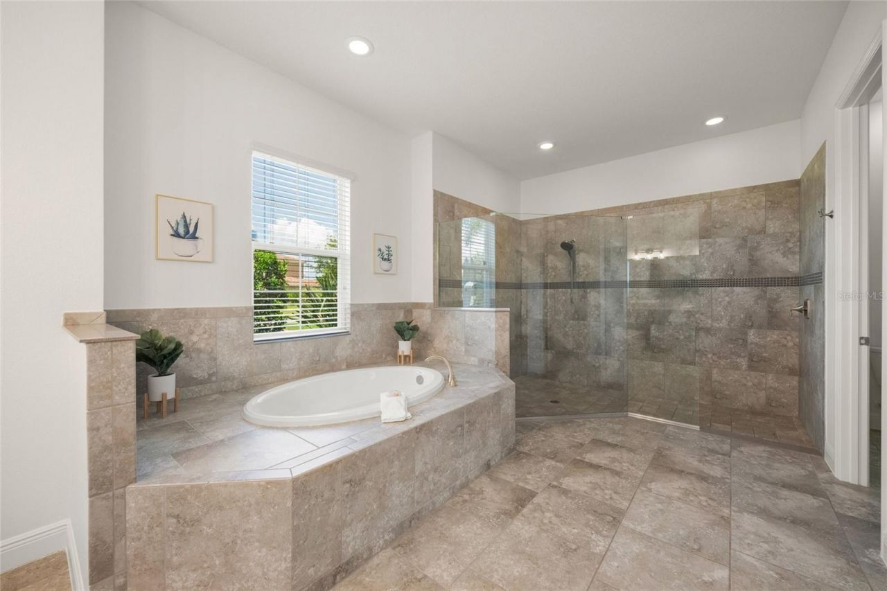 507 167th Boulevard E, Bradenton, FL 34212 Photo
