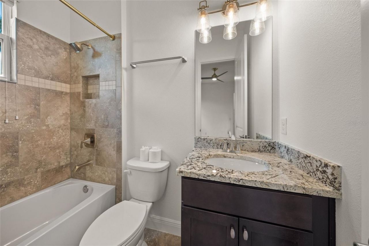 507 167th Boulevard E, Bradenton, FL 34212 Photo