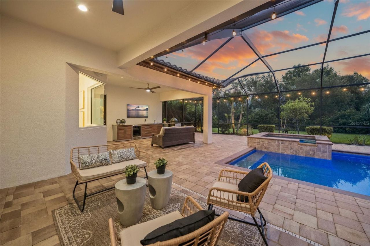 507 167th Boulevard E, Bradenton, FL 34212 Photo